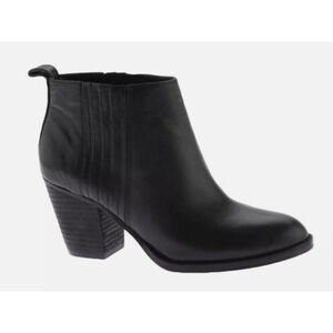 Nine West Women's Fiffi Chelsea Ankle Bootie in Black Size 6.5
